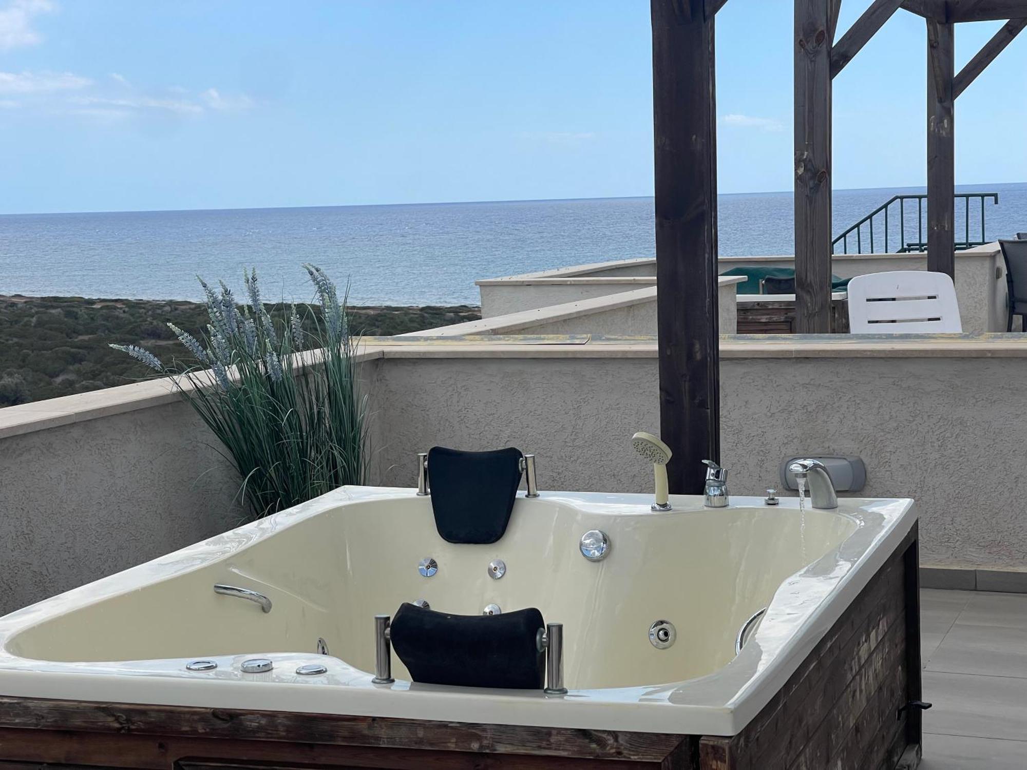 Relaxing Penthouse Suites By The Sea Vokolidha Luaran gambar