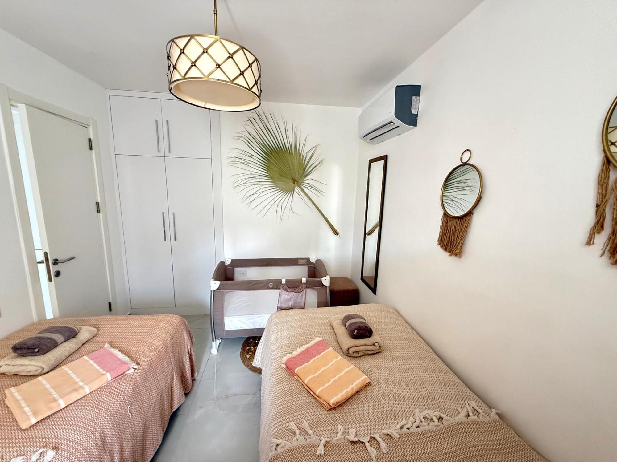 Relaxing Penthouse Suites By The Sea Vokolidha Bilik gambar