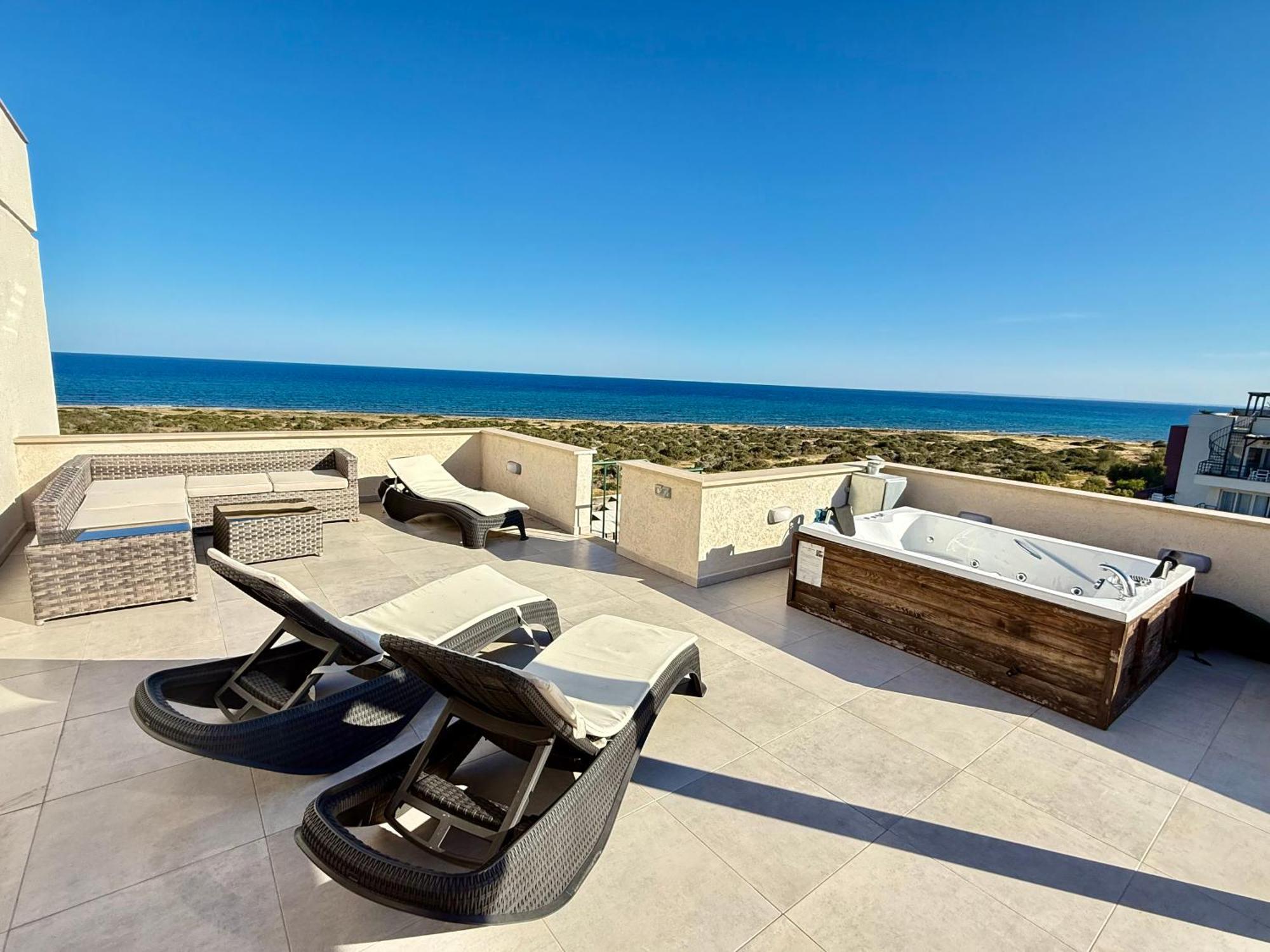 Relaxing Penthouse Suites By The Sea Vokolidha Luaran gambar
